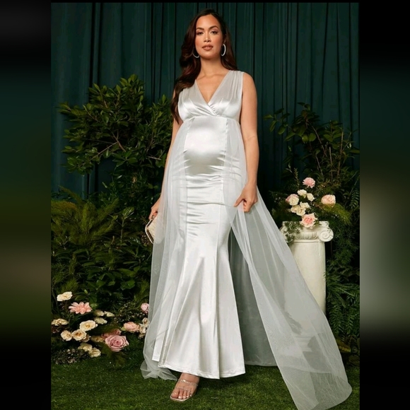 SHEIN Maternity Mermaid Hem Satin Overlay Dress - Picture 5 of 5